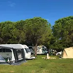 Vransko Jezero - Crkvine Campingplatz