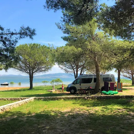 Vransko Jezero - Crkvine Camping Pakoštane