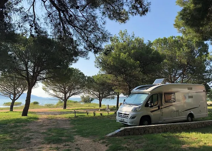 Vransko Jezero - Crkvine Campeggio