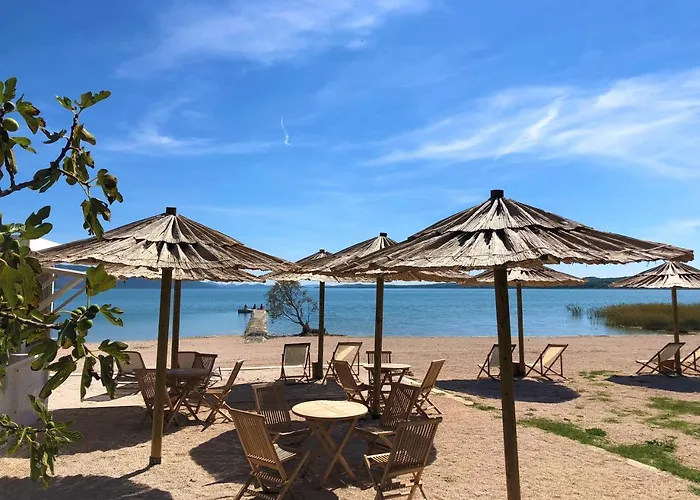 Vransko Jezero - Crkvine Pakoštane