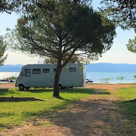 Vransko Jezero - Crkvine Campingplatz